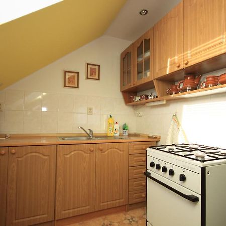 Apartman Pod Cernou Horou Рожнов-под-Радгоштем Экстерьер фото